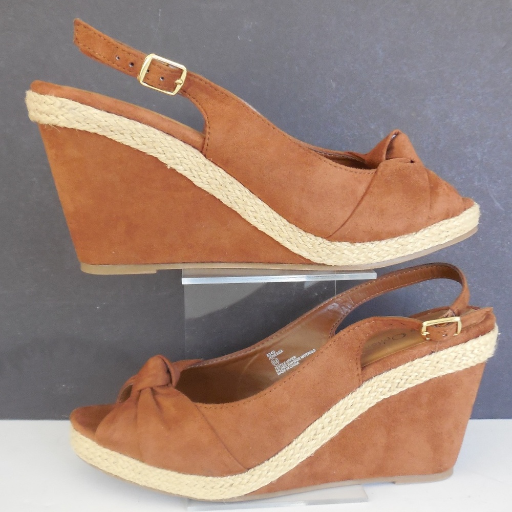 Nue Options Women's Heels Size 9.5M US 40EU Suede